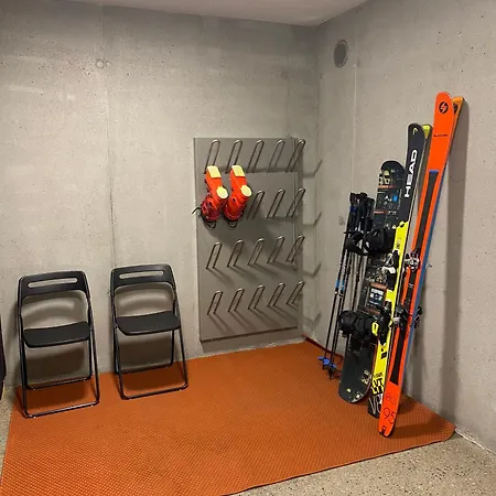 Holderstauden Apartment